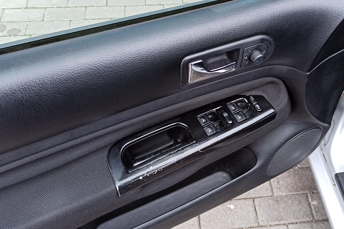 Volkswagen Bora, Бензин, 1.6, Механическая, Передний привод, Седан - 15