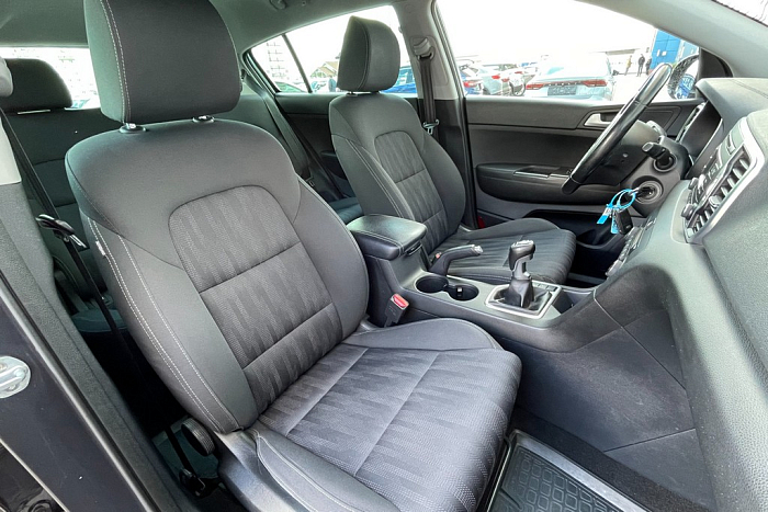 Kia Sportage, Бензин, 1.6, Механическая, Передний привод, Кроссовер - 11