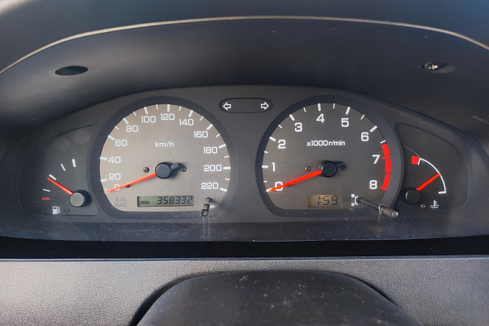 Nissan Almera, Бензин, 1.4, Механическая, Передний привод, Хэтчбек - 14