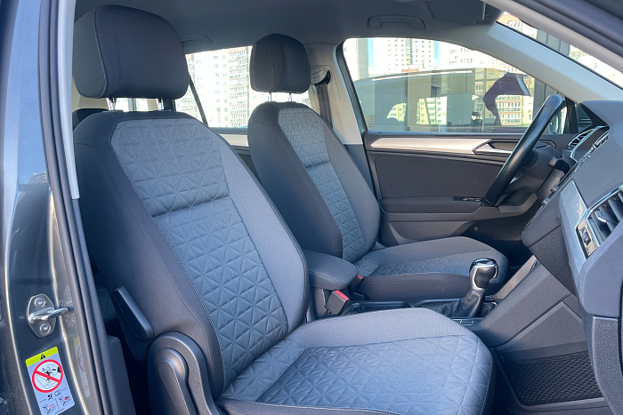 Volkswagen Tiguan, Бензин, 1.4, Робот, Передний привод, Кроссовер - 11