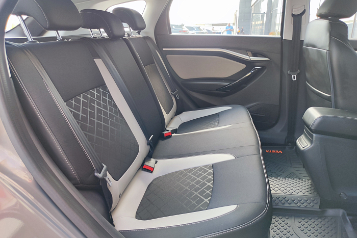 Lada Vesta SW Cross, Бензин, 1.8, Механическая, Передний привод, Универсал - 13