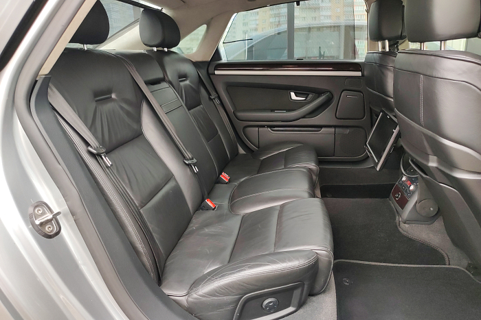 Audi A8, Бензин, 3.2, Вариатор, Передний привод, Седан - 13