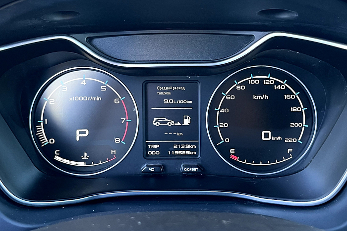 Geely Emgrand X7, Бензин, 2.0, Автомат, Передний привод, Внедорожник - 12