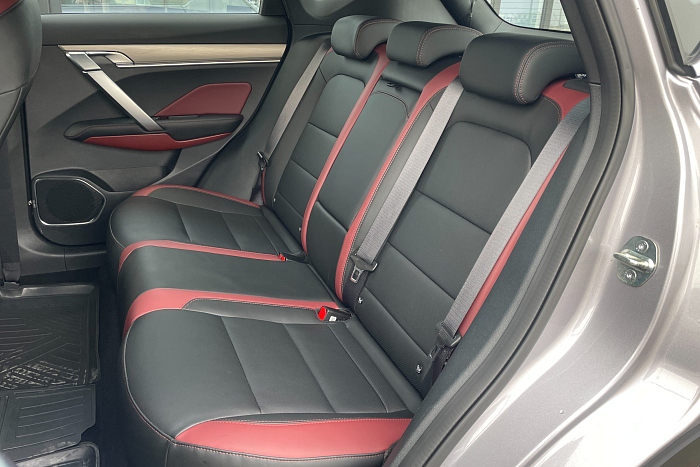 Geely Coolray, Бензин, 1.5, Робот, Передний привод, Внедорожник - 13