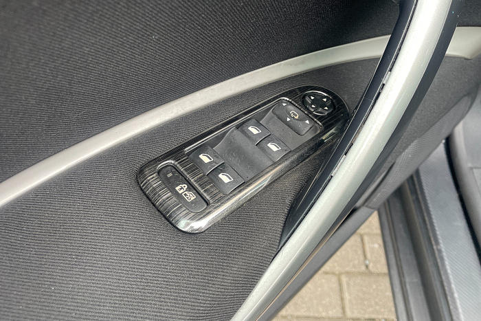 Citroen C5, Газ-бензин, 1.8, Механическая, Передний привод, Универсал - 21