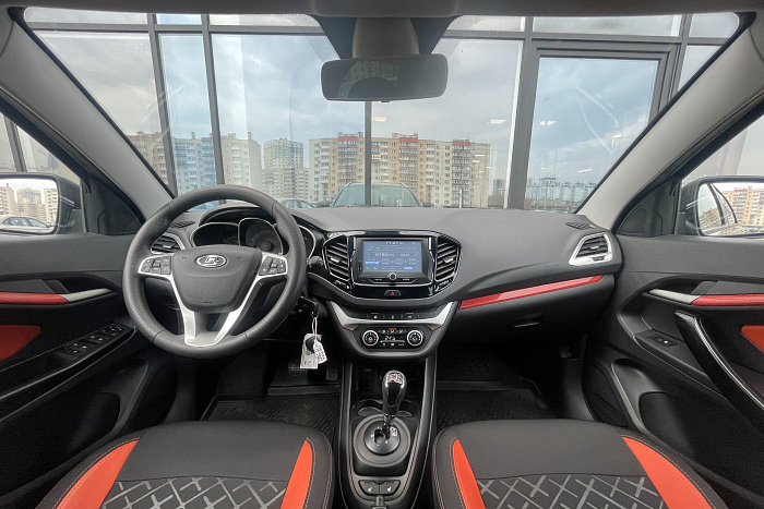 Lada Vesta, Бензин, 1.8, Робот, Передний привод, Универсал - 8