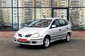 Nissan Almera Tino