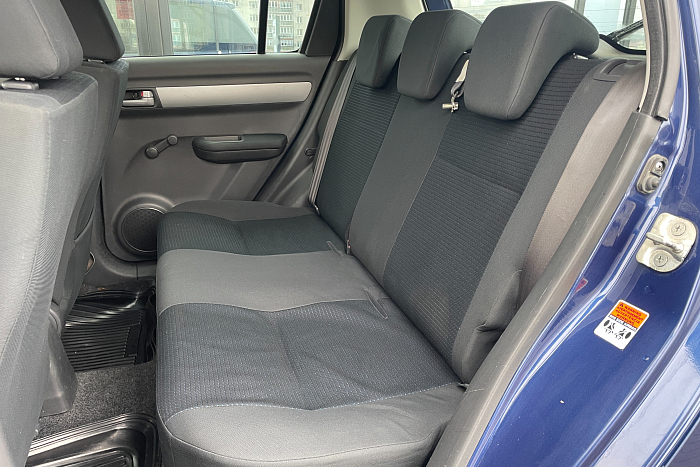 Suzuki Swift, Бензин, 1.3, Механическая, Передний привод, Хэтчбек - 13