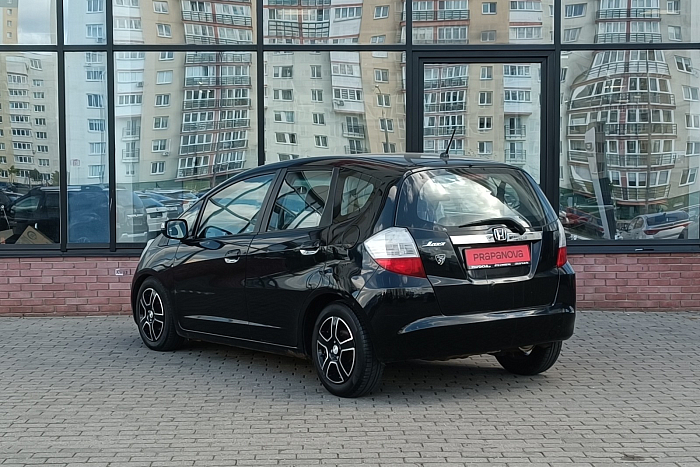Honda Jazz, Бензин, 1.3, Механическая, Передний привод, Хэтчбек - 7