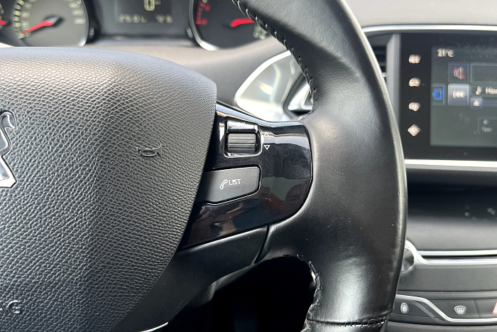Peugeot 308, Дизель, 1.6, Механическая, Передний привод, Универсал - 20