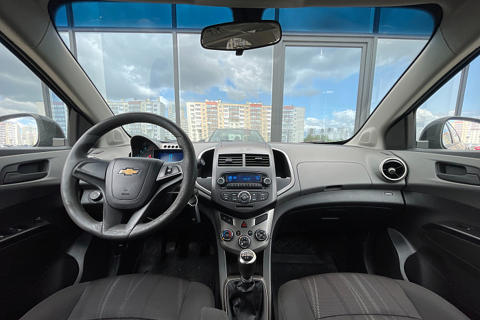 Chevrolet  Aveo, Бензин, 1.6, Механическая, Передний привод, Седан - 8
