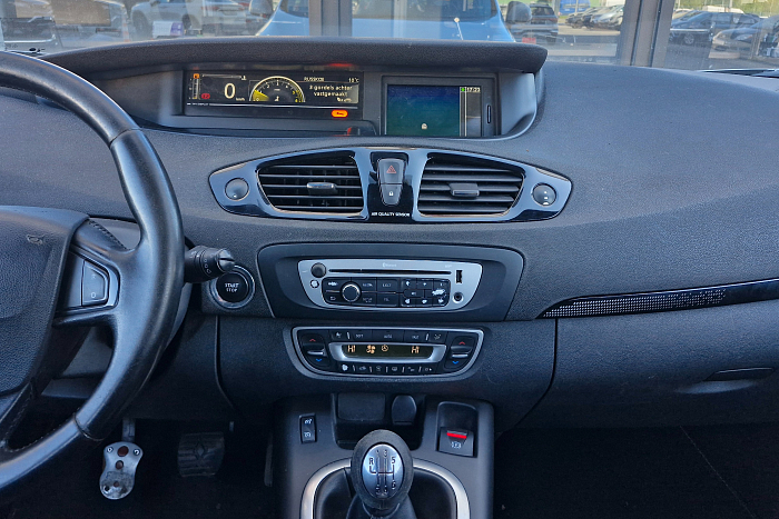 Renault Grand Scenic, Дизель, 1.5, Механическая, Передний привод, Минивэн - 20