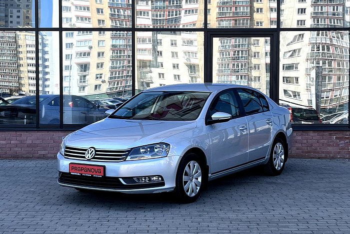 Volkswagen Passat B7, Бензин, 1.8, Механическая, Передний привод, Седан
