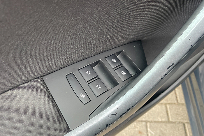 Opel Astra, Дизель, 1.6, Механическая, Передний привод, Универсал - 23