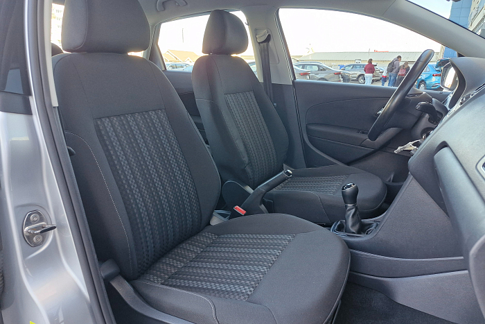 Volkswagen Polo Sedan, Бензин, 1.6, Механическая, Передний привод, Седан - 11