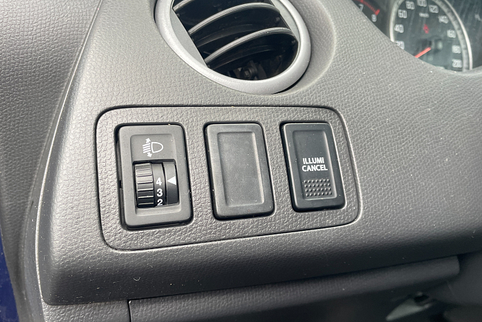 Suzuki Swift, Бензин, 1.3, Механическая, Передний привод, Хэтчбек - 18