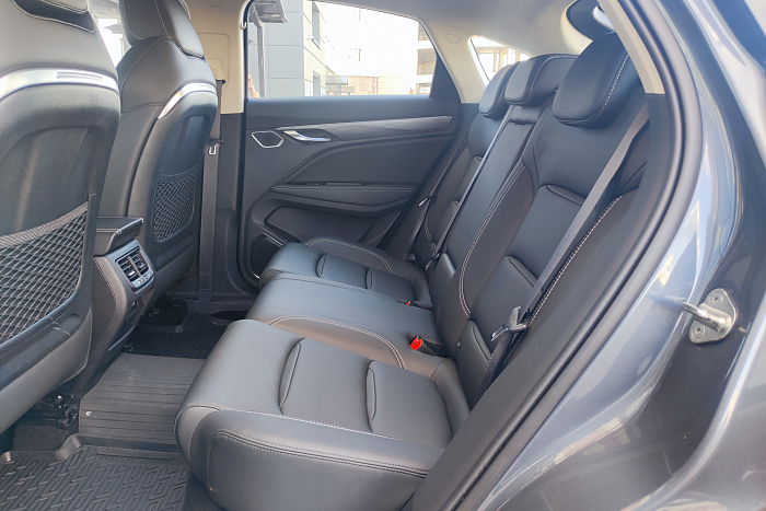 Geely Tugella, Бензин, 2.0, Автомат, Полный привод, Внедорожник - 11