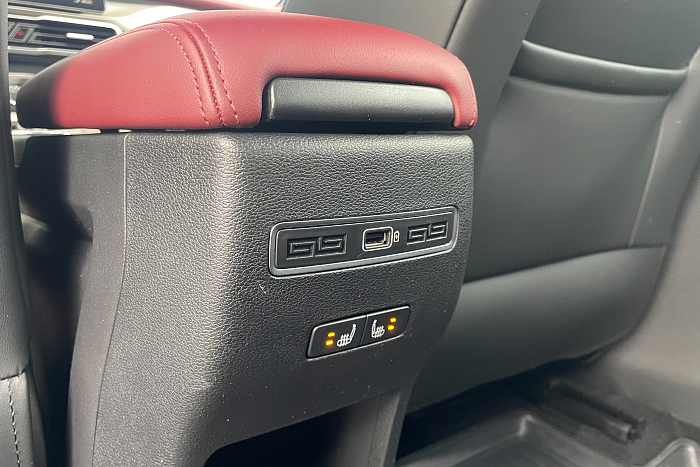 Geely Coolray, Бензин, 1.5, Робот, Передний привод, Внедорожник - 26