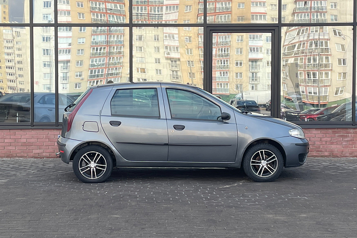 Fiat Punto, Газ-бензин, 1.2, Механическая, Передний привод, Хэтчбек - 4
