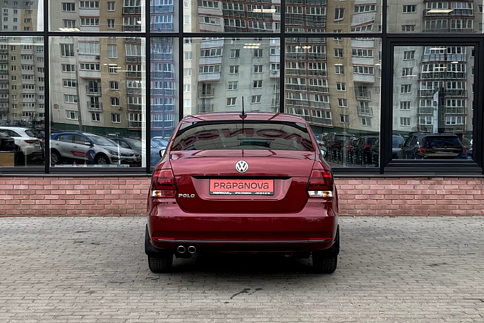 Volkswagen Polo Sedan, Бензин, 1.4, Механическая, Передний привод, Седан - 4