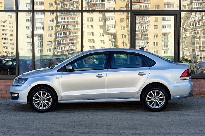 Volkswagen Polo Sedan, Бензин, 1.6, Механическая, Передний привод, Седан - 6