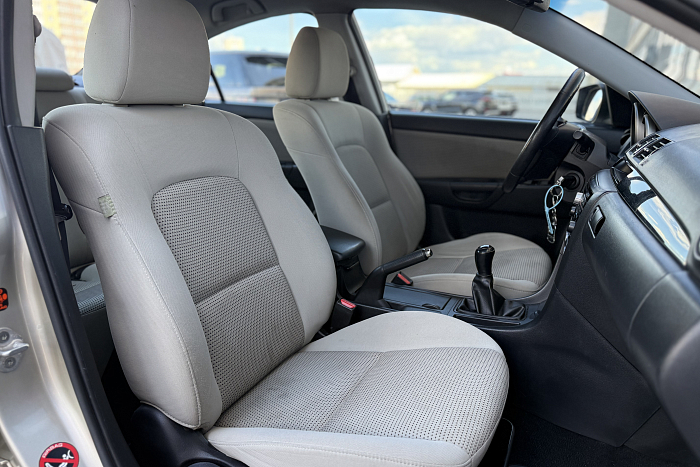 Mazda 3 BK, Бензин, 1.6, Механическая, Передний привод - 9