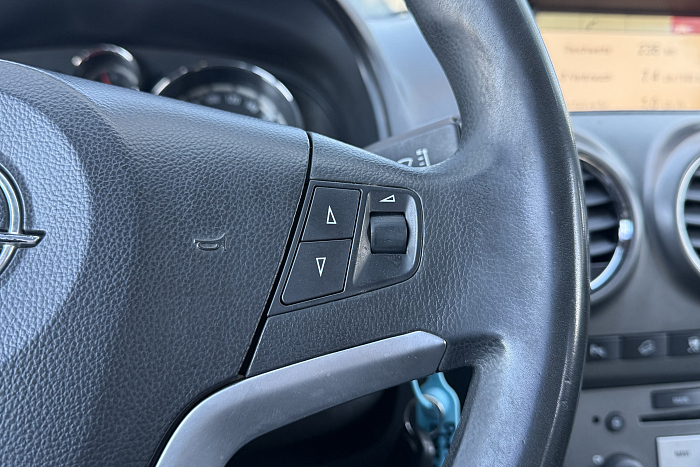Opel Antara, Дизель, 2.0, Механическая, Полный привод, Внедорожник - 17