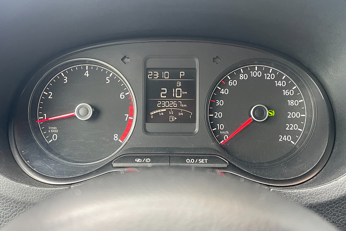 Volkswagen  Polo, Бензин, 1.6, Автомат, Передний привод, Седан - 14