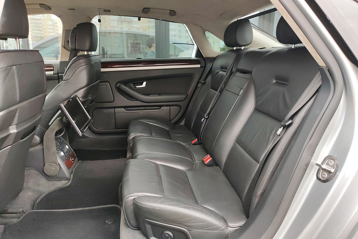 Audi A8, Бензин, 3.2, Вариатор, Передний привод, Седан - 11
