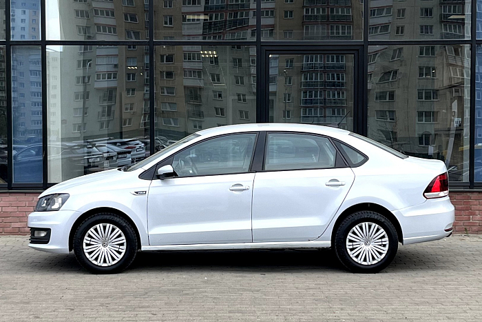 Volkswagen Polo Sedan, Бензин, 1.6, Автомат, Передний привод, Седан - 5