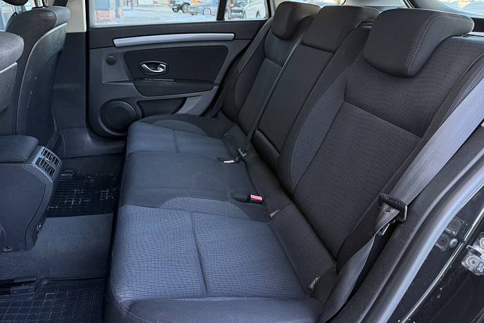 Renault Laguna III, Дизель, 1.5, Механическая, Передний привод, Универсал - 13