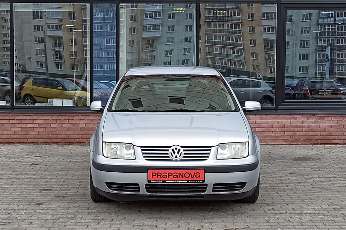 Volkswagen Bora, Бензин, 1.6, Механическая, Передний привод, Седан - 1