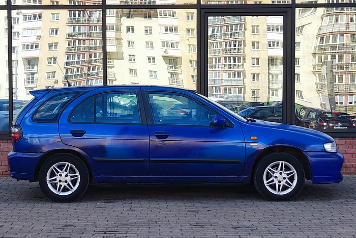 Nissan Almera, Бензин, 1.4, Механическая, Передний привод, Хэтчбек - 3