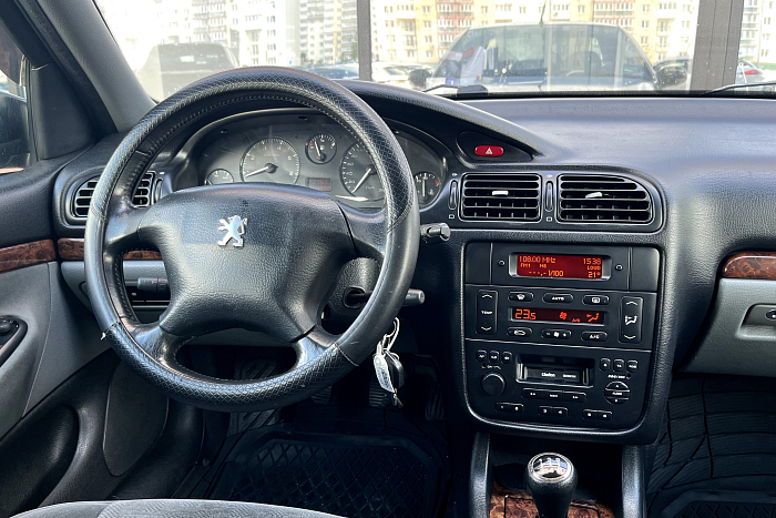 Peugeot 406, Газ-бензин, 2.0, Механическая, Передний привод, Седан - 7