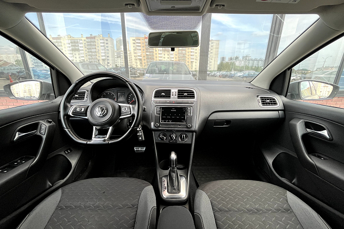 Volkswagen Polo Sedan, Бензин, 1.6, Автомат, Передний привод, Седан - 6