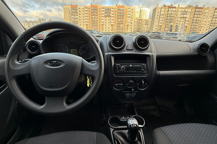 Lada  Granta , 1.6, Автомат, Передний привод, Седан - 9