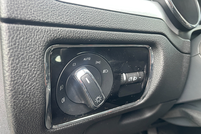 Skoda Superb, Бензин, 1.8, Механическая, Передний привод, Лифтбэк - 18