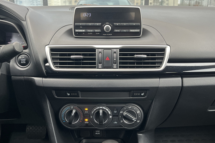 Mazda 3, Бензин, 1.6, Автомат, Передний привод, Седан - 13