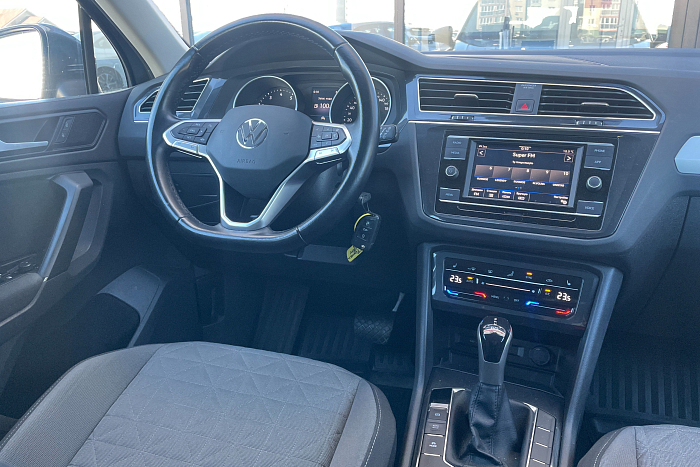 Volkswagen Tiguan, Бензин, 1.4, Робот, Передний привод, Кроссовер - 9