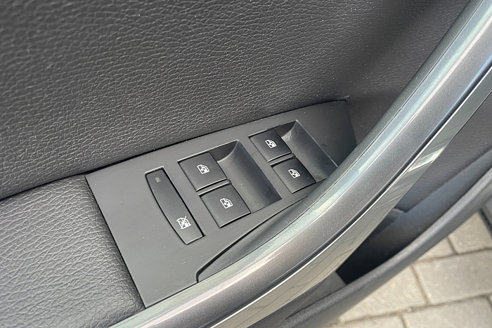 Opel Astra, Бензин, 1.6, Автомат, Передний привод, Седан - 23