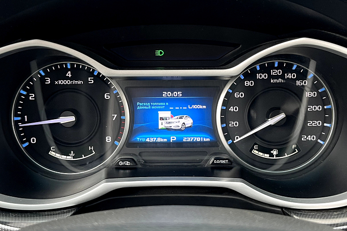 Geely Emgrand 7, Бензин, 1.8, Вариатор, Передний привод, Седан - 12