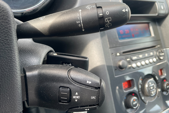 Peugeot 3008 , Бензин, 1.6, Механическая, Передний привод, Универсал - 16