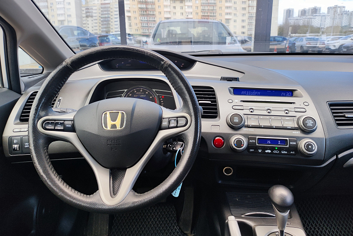 Honda Civic, Гибрид, 1.3, Вариатор, Передний привод, Седан - 9