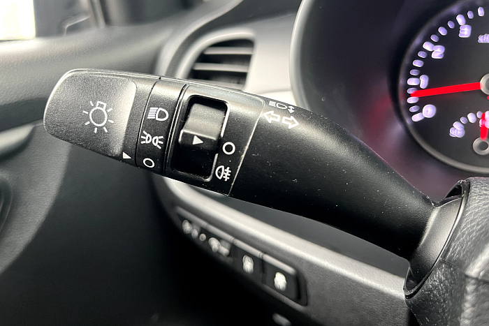 Kia Rio X-line, Бензин, 1.6, Автомат, Передний привод, Хэтчбек - 16