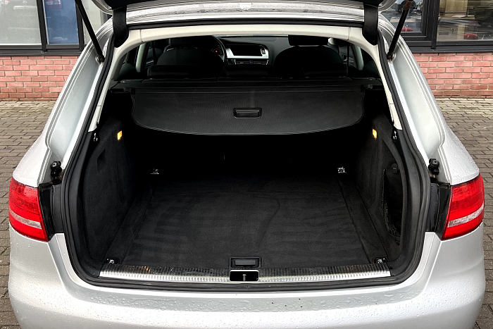 Audi A4 B8, Бензин, 1.8, Механическая, Передний привод, Универсал - 20