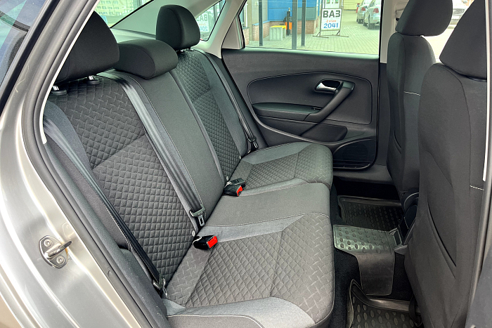 Volkswagen Polo Sedan, Бензин, 1.6, Автомат, Передний привод, Седан - 10