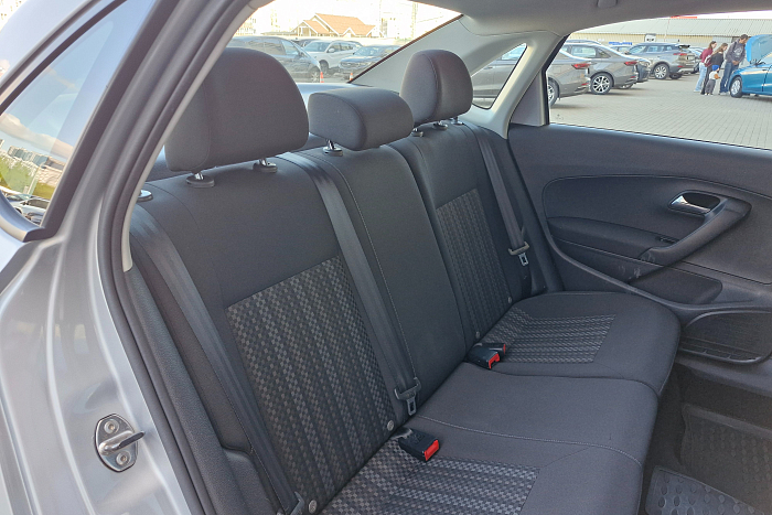 Volkswagen Polo Sedan, Бензин, 1.6, Механическая, Передний привод, Седан - 13