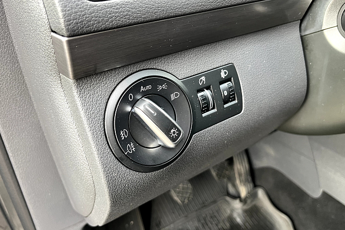 Volkswagen Touran, Дизель, 1.6, Механическая, Передний привод, Минивэн - 20