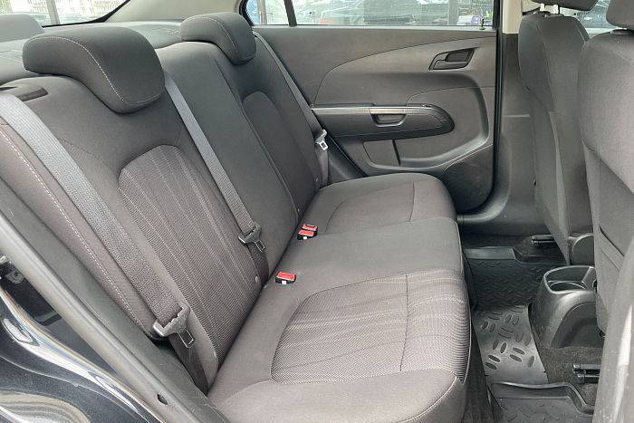 Chevrolet  Aveo, Бензин, 1.6, Механическая, Передний привод, Седан - 12