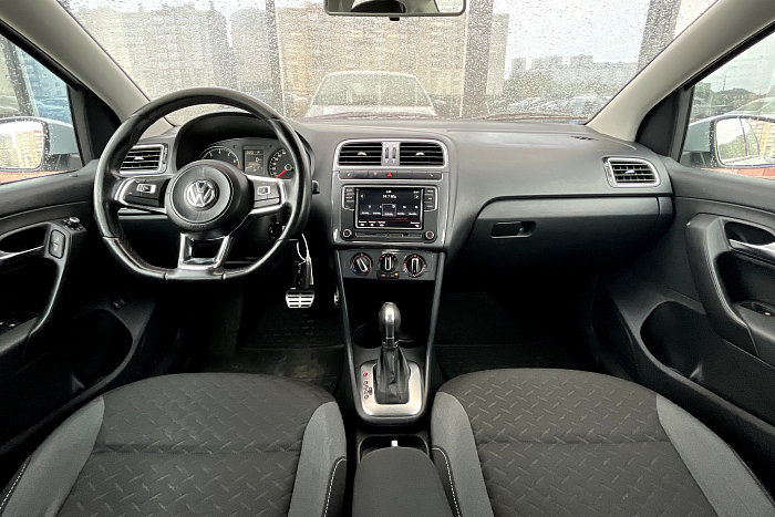 Volkswagen Polo Sedan, Бензин, 1.6, Автомат, Передний привод, Седан - 6